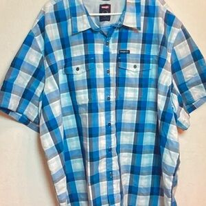 Wrangler Blue Plaid Casual Button Down Shirt